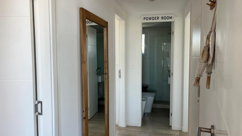 Alquier departamento de tres dormitorios con vista al mar